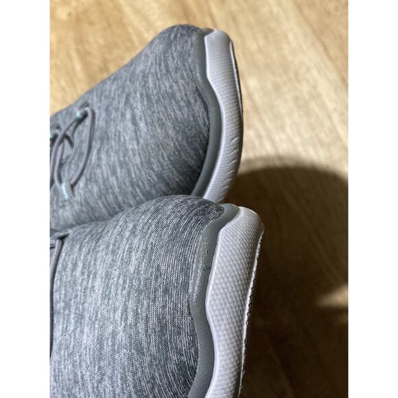 Womens SIZE 8 Skechers Hands-free Slip-Ins Sneakers Shoes Gray Dazzling Haze - Picture 8 of 9